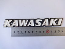カワサキ純正 初期 Z1,Z2,KZ1000系用 タンクエンブレム　小ピッチ　122mm　2枚セット　ネジ付き (1)”R5.5_画像2