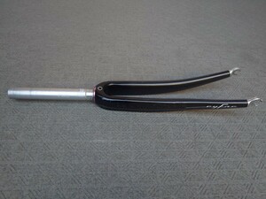 Cyfac 700C Carbon Fork используется