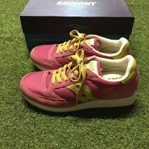 GO007 SAUCONY サッカニー 1044-56 JAZZ ORIGINAL ジャズオリジナル PNK/BEI 25.0cm スニーカー 汚れ有り 未使用 展示品 靴_画像2