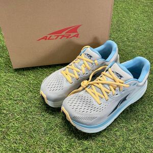 YO058 ALTRA アルトラ W VIA OLYMPUS UK5 23.5～24.0cm ロードランニングシューズ LIGHT GRAY アウトドア 未使用 展示品 靴