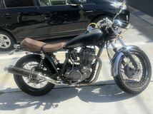 YAMAHA SR400_画像1