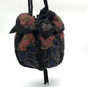 ビーズ刺繍バッグ ショルダーバッグ 巾着タイプ ブラック×花柄 お出かけ お稽古 洋装 和装 昭和レトロ