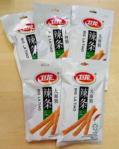  衛龍 大面筋 辣条 大辣棒 麻辣棒 ラーティアオ お菓子106g X 5袋