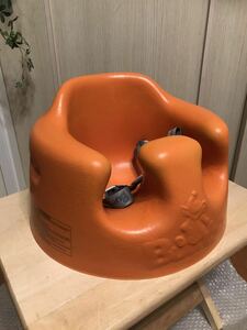 全国送料無料！ ベルト付き　バンボ Bumbo ベビーソファ ベビーチェア　0506-6