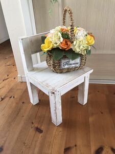 キッズチェア　椅子　木製／花台　フラワースタンド