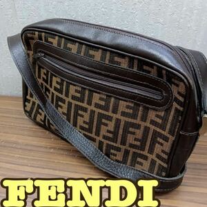 鞄 ☆ FENDI ☆ ズッカ柄 ショルダーバッグ 斜め掛けOK ☆ フェンディ ◆ レディース カバン 現状品