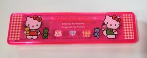 約30年近く前の貴重品 サンリオ キティ Hello Kitty プラスチックペンケース 訳あり傷有の為大幅値下げ！