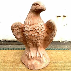  ornament hawk gardening gardening ceramics Italy made 