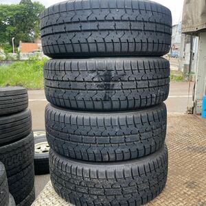 225/55R17 97T TOYO TIRES OBSERVE GARIT GIZ トーヨー オブザーブ ガリット ギズ 中古スタッドレスタイヤ４本　2023年製　超バリ山