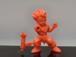 ◆ドラゴンボール　ドラ消し 消しゴム フィギュア 超トランクス　A