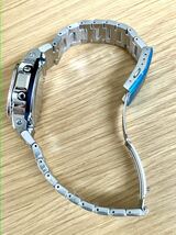 新品 フルメタル CASIO カシオG-SHOCK GショックDW-5600UE DW-5600 カスタム 本体付き デジタル腕時計 ステンレス シルバーベゼル＆ベルト_画像10