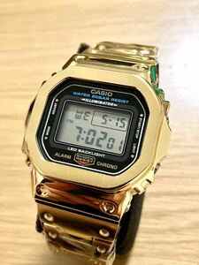 新品 フルメタル CASIO カシオG-SHOCK GショックDW-5600UE DW-5600 カスタム 本体付き デジタル腕時計 ステンレス ゴールドベゼル＆ベルト