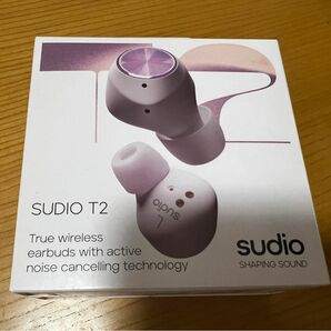 スーディオ SUDIO T2　ライラック バーガンディーレッド　カナル型イヤホン　ワイヤレスイヤホン　北欧デザインイヤホン