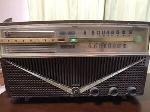 ** Showa Retro!MATSUDA Mazda vacuum tube radio ...A**