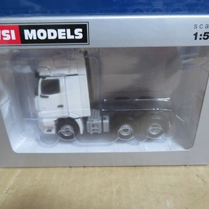 WSI 1/50 Mercedes Actros MP5 BigSpace 6x2 トラクタ