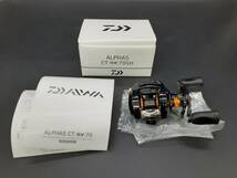 ta0514/15/64 中古品 動作確認済 ダイワ Daiwa アルファス CT SV 70SH 右 ハンドルカスタム品_画像1