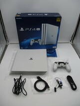 ay0517/04/25 現状品 PlayStation4 Pro PS4 1TB CUH-7200B B02 ver.11.02_画像1