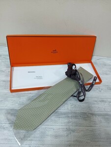 参考価格　26400円　未使用　エルメス　HERMES　ネクタイ