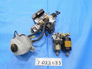 ZVW35 プリウス PHV ABSアクチュエーター ブレーキブースター ブースターポンプ 22683【個人宅送料別途加算・S1サイズ】