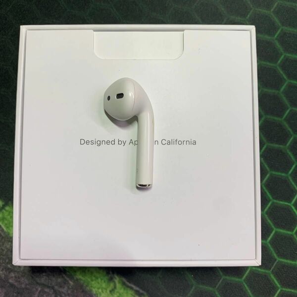 Apple AirPods 第二世代　右側　右耳　右