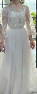  wedding dress long sleeve front .. white 
