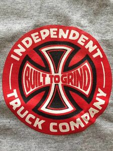 INDEPENDENT TRUCKS BUILT TO GLIND アイアンクロス ロゴプリント Tシャツ 新品未使用品 インディペンデント NHS スケートボード SK8