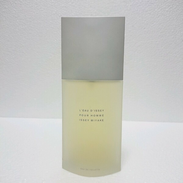 イッセイミヤケ ロードゥイッセイ プールオム EDT 125ml ISSEY MIYAKE L'EAU D'ISSEY POUR HOMME ほぼ満タン 送料無料