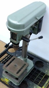 卓上ボール盤 TB130 makita 動作確認済み マキタ 電動工具 18.7kg 穴あけ 5段変速 大工道具 木工 加工 中古