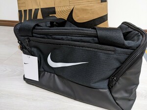 新品未使用 NIKE ナイキ ボストンバッグ ダッフルバッグ 2way 25リットル ジム サッカー フットサル スポーツ 黒 ブラック