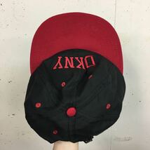 DKNY ダナキャラン USA製 キャップ 帽子 黒赤 _画像6