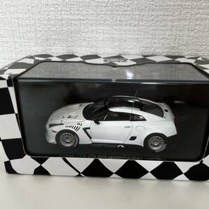 未使用EBBRO NISSAN GT-R GT1 2010 ver. Fuji shake down No.2 WHITE 44318 ミニカー 1/43スケール