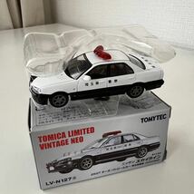 未使用トミカリミテッド ミニカー2台セット LV-N127ニッサン スカイライン LV-N72 ニッサン フェアレディ　1/64スケール_画像2