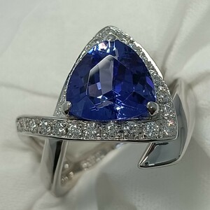 タンザナイト☆ダイヤモンド☆リング☆(タンザナイト3.17ct ダイヤモンド0.36ct　Pt900　刻印あり)　約12号　10.1g　新品仕上げ加工済♪