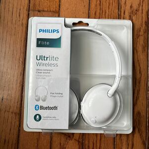 ワイヤレスヘッドホン／PHILIPS ／SHB4405WT／未使用／未開封／Bluetooth ／超軽量／リモコン／32mmドライバー／折りたたみ／ホワイト 