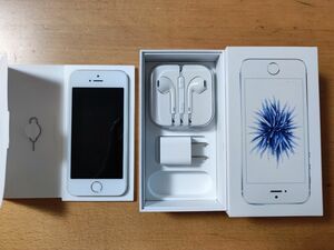 【美品】iPhoneSE 第1世代 シルバー 32GB SIMロック解除済 