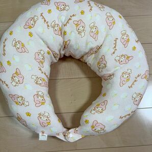 マイメロディ抱き枕　授乳クッション　完売品　廃盤品　サンリオ　Sanrio ハローキティ