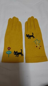 Atsuko Matano 俣野温子　マタノアツコ　UV手袋　ネコ　猫　刺繍　アップリケ　未使用