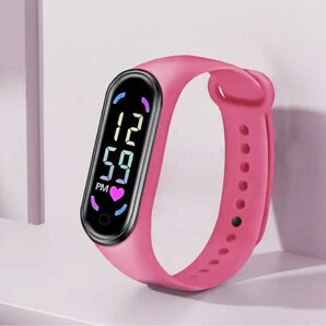 【新品・未使用】　デジタル腕時計　ユニセックス　ピンク