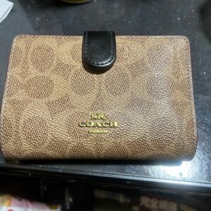 COACH 二つ折り財布 シグネチャー