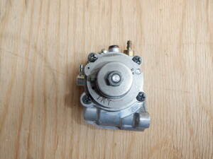 TZR250? oil pump p parts 1KT stamp equipped. secondhand goods long-term keeping goods..