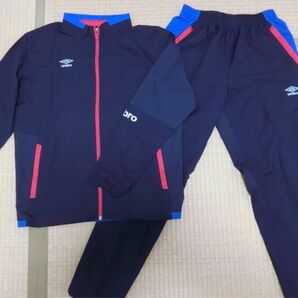 中古　umbro アンブロ　ジャージ上下セット　Ｌサイズ 