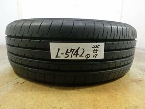 L-5742 溝あり 中古タイヤ ヨコハマ BluEarth-XT AE61 225/55R19 99V (1本)