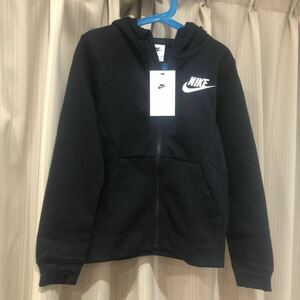 新品未使用タグ付き　NIKE ナイキ　フルジップパーカー　フーディ　130cm