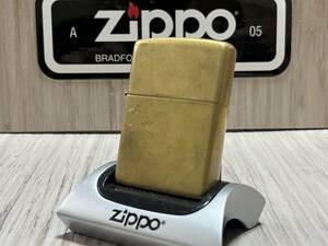 大量出品中!!【希少】2017年製 Zippo 'SOLID BRASS' 真鍮製 プレーン 現上品 ジッポー 喫煙具 ライター