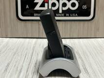 大量出品中!!【希少】未使用 2000年製 Zippo 'TOP GUN' トップガン ウィングマーク ブラックコーティング ジッポー ライター_画像5