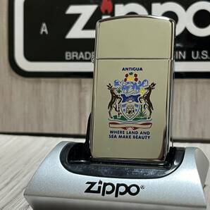 大量出品中!!【希少】未使用 1979年製 Zippo 'ANTIGUA' 70's ヴィンテージ スリム アンティグア島 カリブ海 紋章 ジッポー ライターの画像3