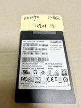 SD0290【中古動作品】SunDisk 内蔵 SSD 128GB /SATA 2.5インチ動作確認済み 使用時間13921H_画像1