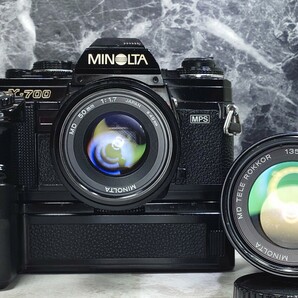 【終活整理】MINOLTA X-700＋MD ROKKOR 50mm f1.7＋135mm f3.5 単焦点2本セット＋モータードライブ1 各動作良好 露出計OK 光学良好 連写OKの画像1