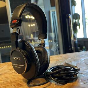 【送料無料】SONY ソニー MDR-CD900ST オーディオ ヘッドフォン 音響 headphone ステレオ ブラック スタジオモニターヘッドホン●BB03N083