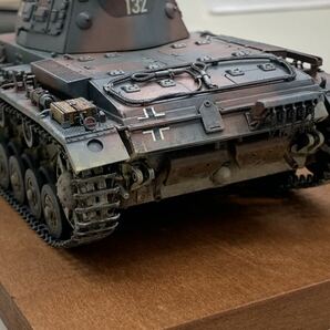 ドラゴン 1/35 Ⅲ号戦車E型 完成品 フィギュア、ベースセットの画像6